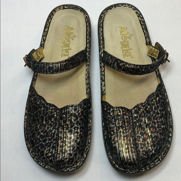 alegria open back clogs